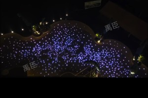 泳池星空燈